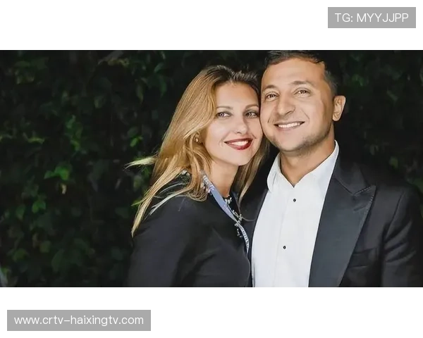 足球球星与心爱妻子携手步入婚姻殿堂甜蜜瞬间曝光 足球球星与心爱妻子携手步入婚姻殿堂甜蜜瞬间曝光